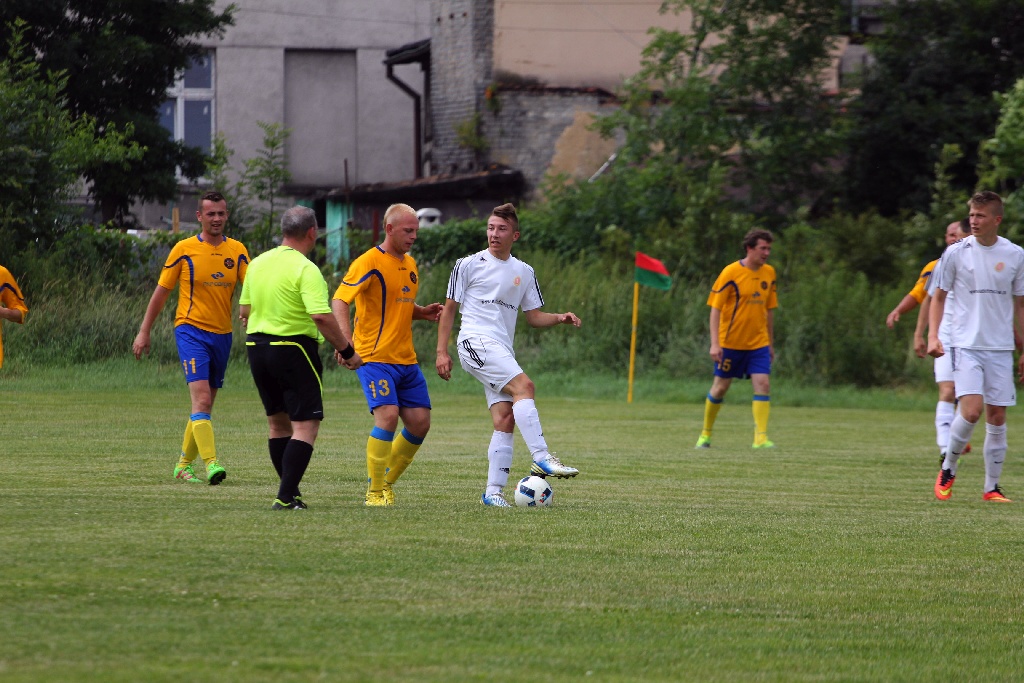 Drużyna Dębu Siedliska wygrała turniej im J.Lewandowskiego.
