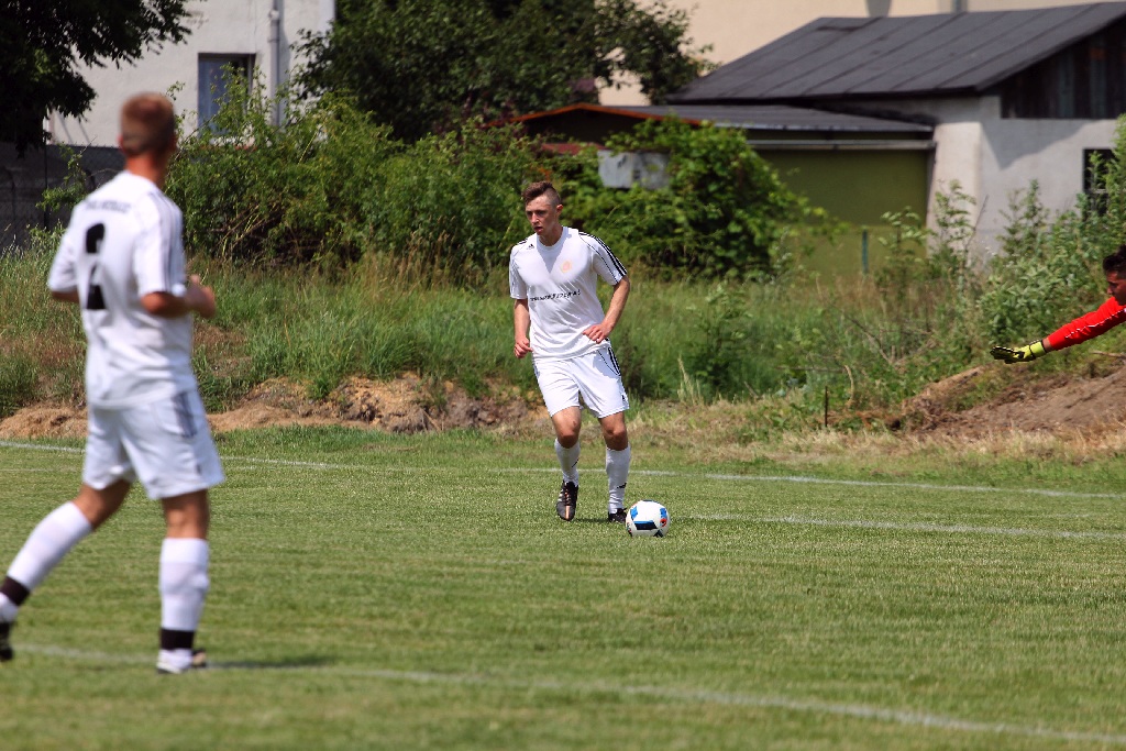 Drużyna Dębu Siedliska wygrała turniej im J.Lewandowskiego.
