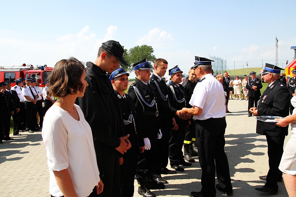 Strażacy Ochotnicy z Raczkowej mają sztandar i nową remizę