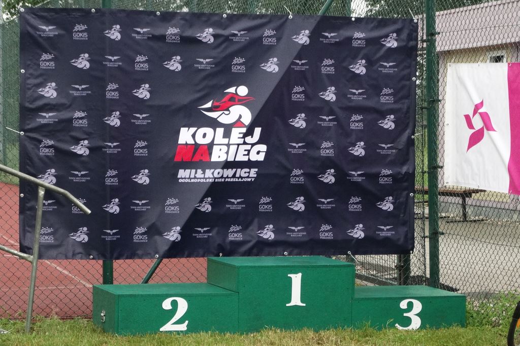Filip Śmieiński zwycięzcą II biegu przełajowego 'Kolej na bieg'