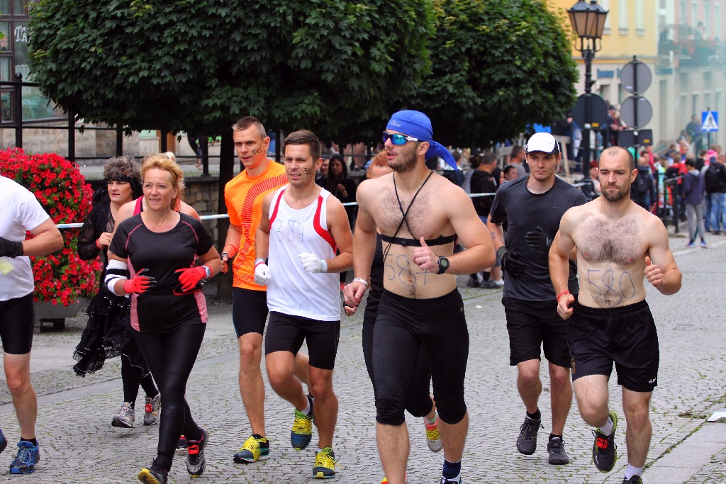 Blisko 800 biegaczy wystartowało w Siódmym Biegu Wulkanów