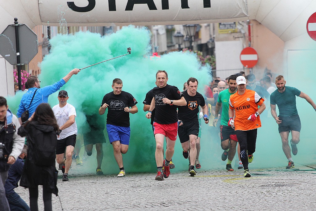 Blisko 800 biegaczy wystartowało w Siódmym Biegu Wulkanów