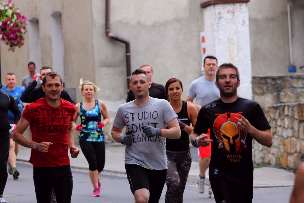 Blisko 800 biegaczy wystartowało w Siódmym Biegu Wulkanów