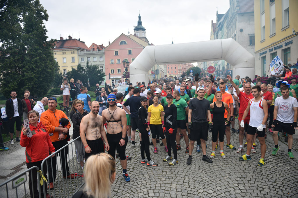 Blisko 800 biegaczy wystartowało w Siódmym Biegu Wulkanów cz.2