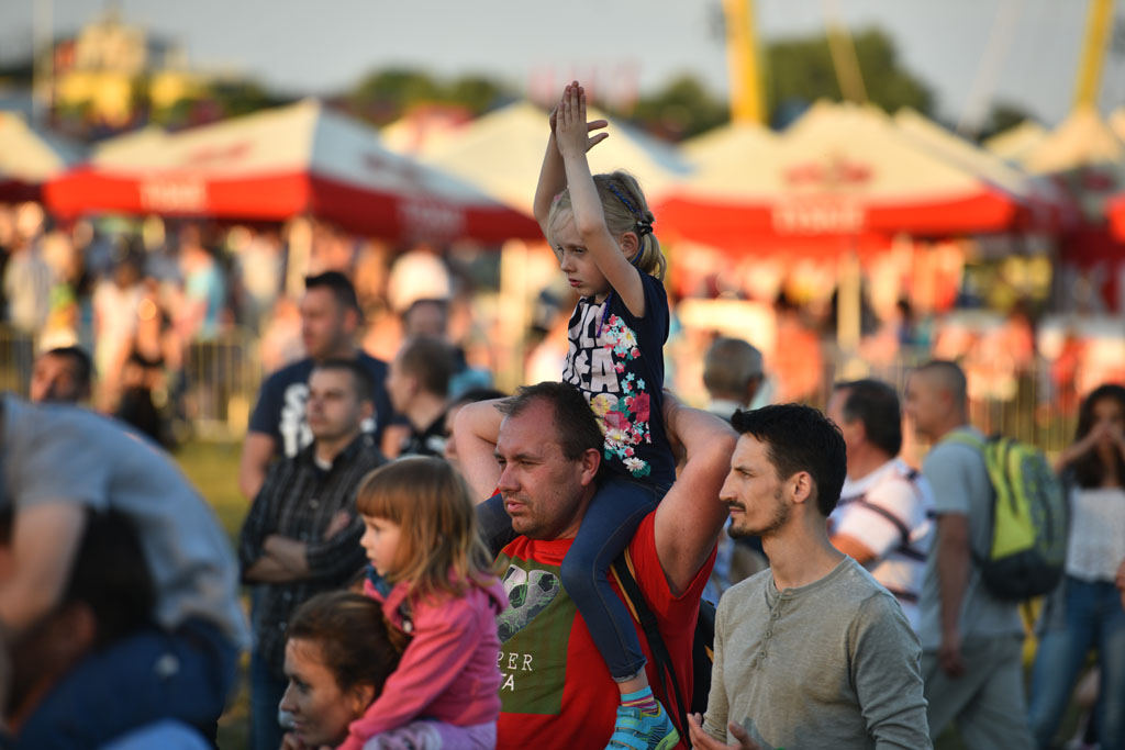 Łąki Łan porwał publiczność zgromadzoną na lotnisku
