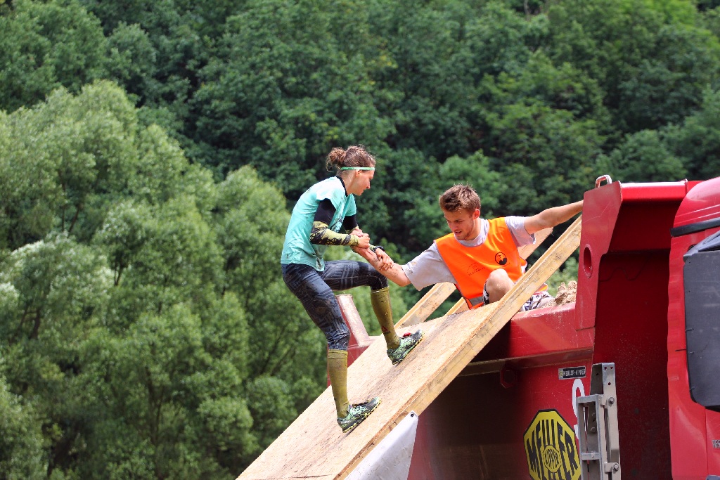 Blisko 800 biegaczy wystartowało w Siódmym Biegu Wulkanów