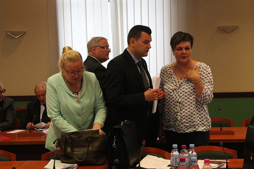 W poniedziałek miejscy radni obradowali na czerwcowej sesji