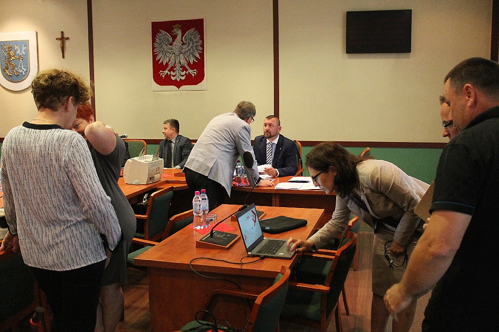 W poniedziałek miejscy radni obradowali na czerwcowej sesji