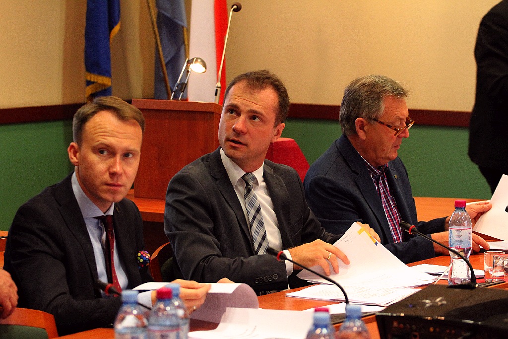 W poniedziałek miejscy radni obradowali na czerwcowej sesji