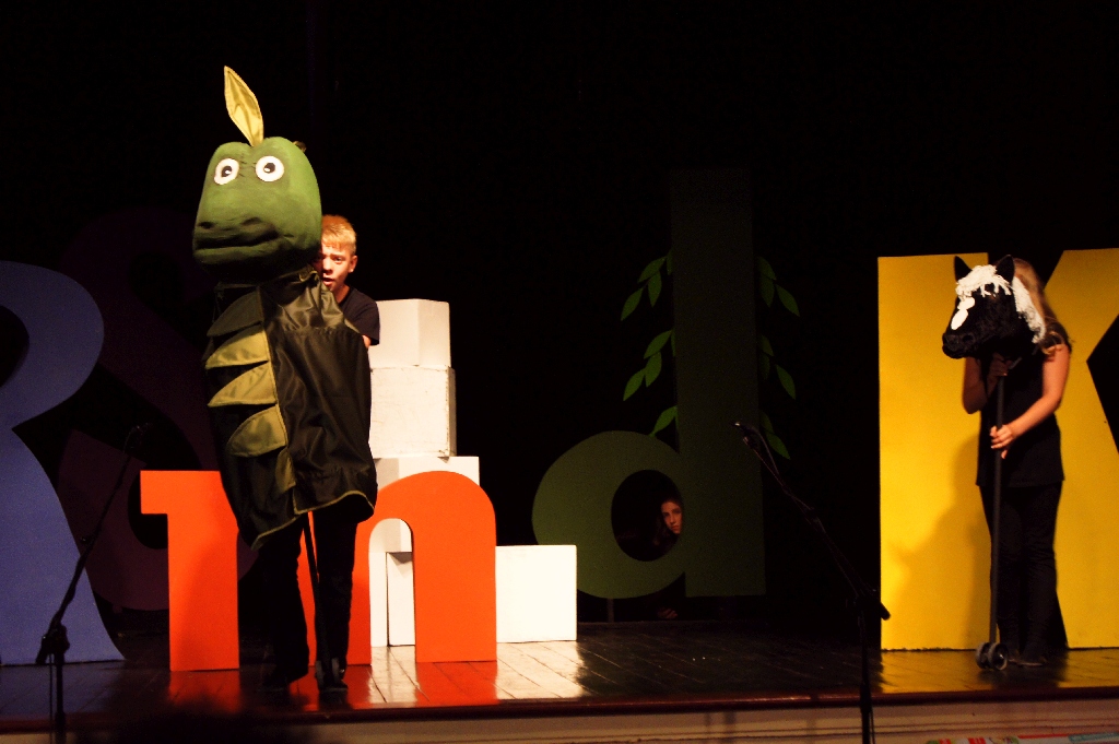 Bajka o rycerzu i złotej rybce na zakończenie roku w MCK