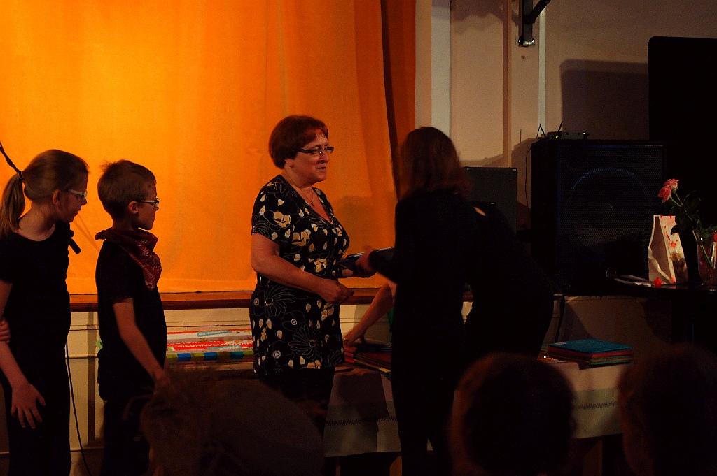 Bajka o rycerzu i złotej rybce na zakończenie roku w MCK