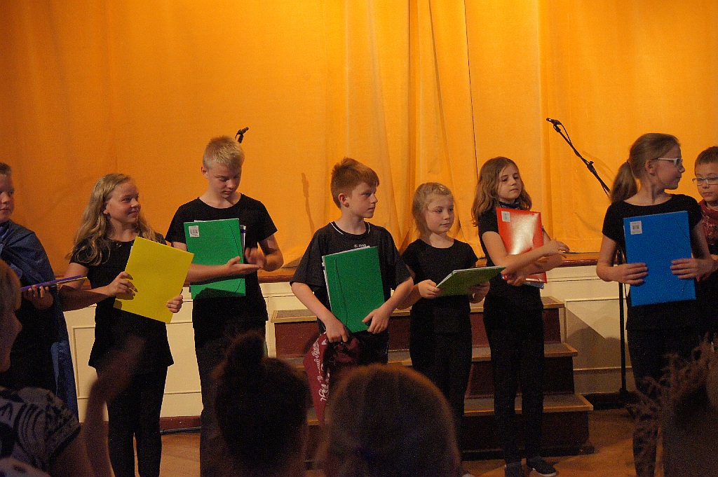 Bajka o rycerzu i złotej rybce na zakończenie roku w MCK