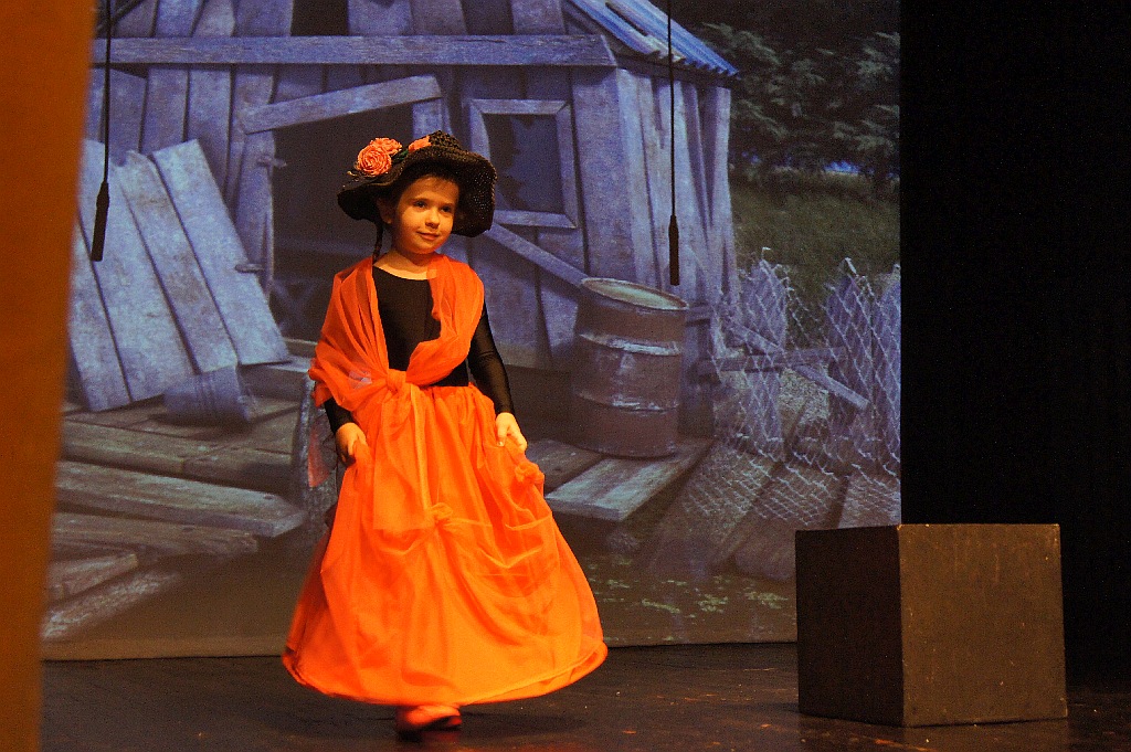 Bajka o rycerzu i złotej rybce na zakończenie roku w MCK