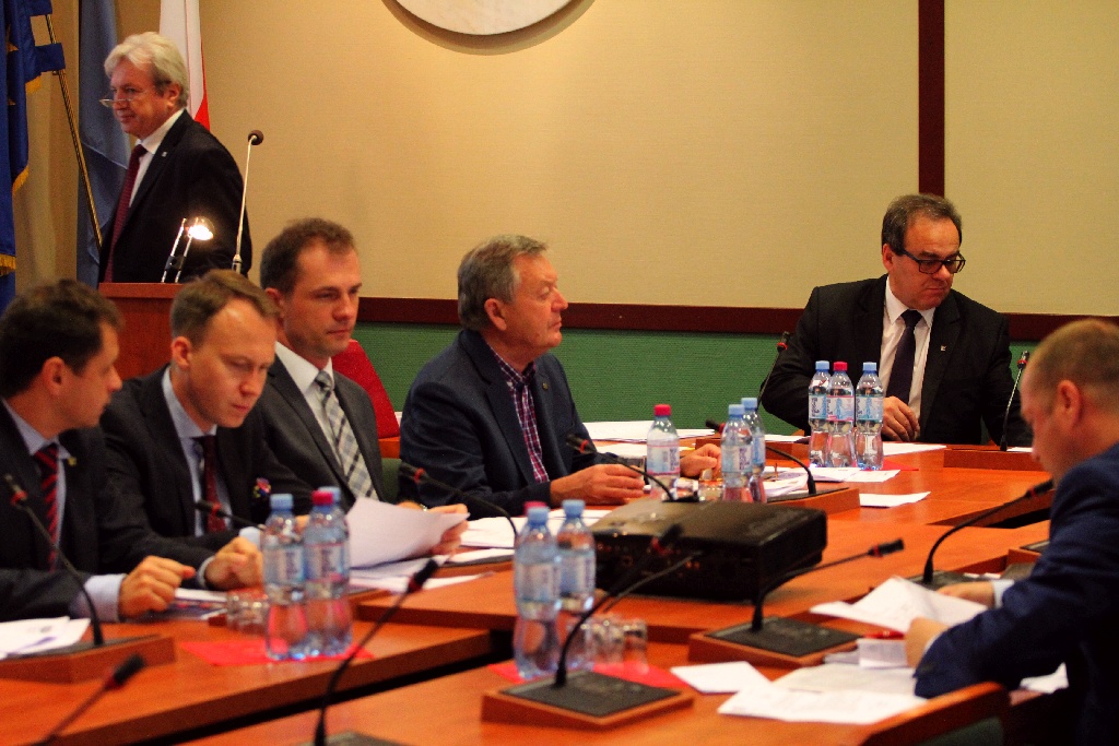 W poniedziałek miejscy radni obradowali na czerwcowej sesji