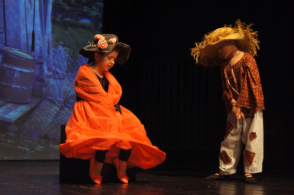 Bajka o rycerzu i złotej rybce na zakończenie roku w MCK