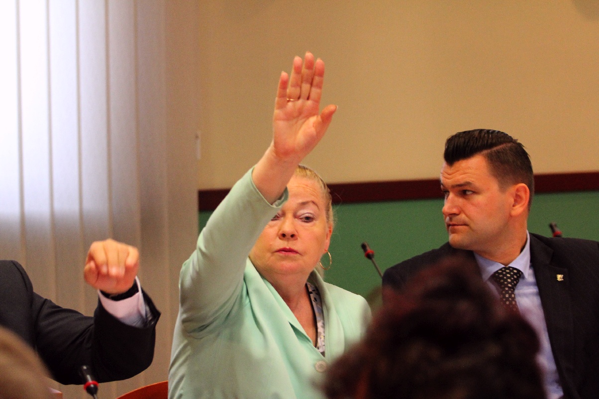 W poniedziałek miejscy radni obradowali na czerwcowej sesji