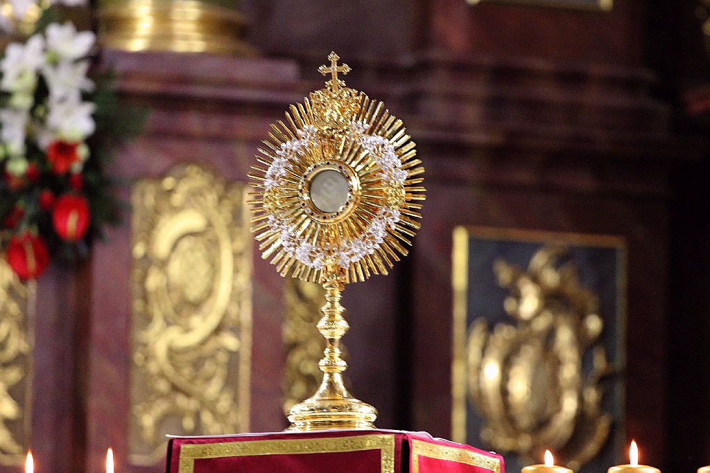 Ukazanie Relikwii wydarzenia eucharystycznego w Legnicy