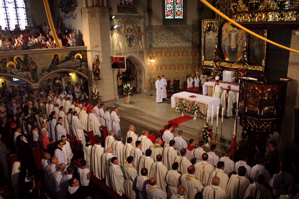 Ukazanie Relikwii wydarzenia eucharystycznego w Legnicy