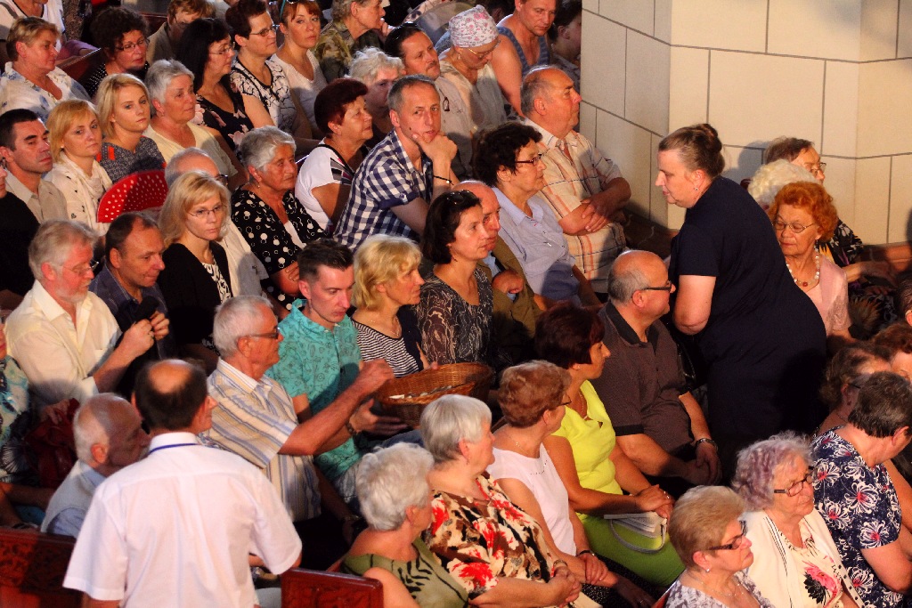 Ukazanie Relikwii wydarzenia eucharystycznego w Legnicy