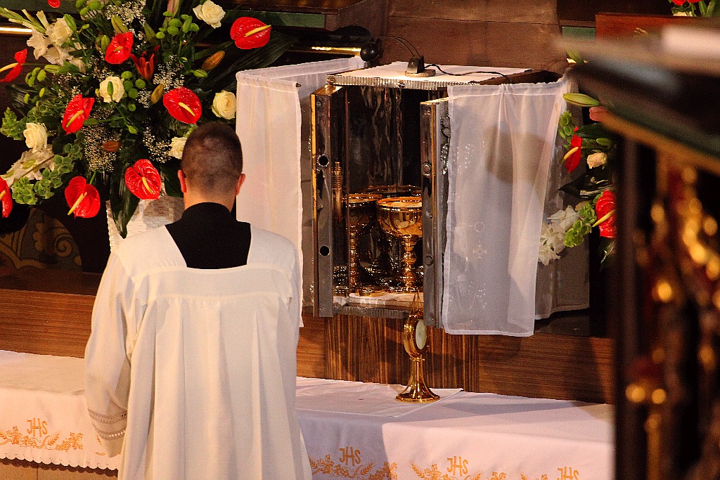 Ukazanie Relikwii wydarzenia eucharystycznego w Legnicy