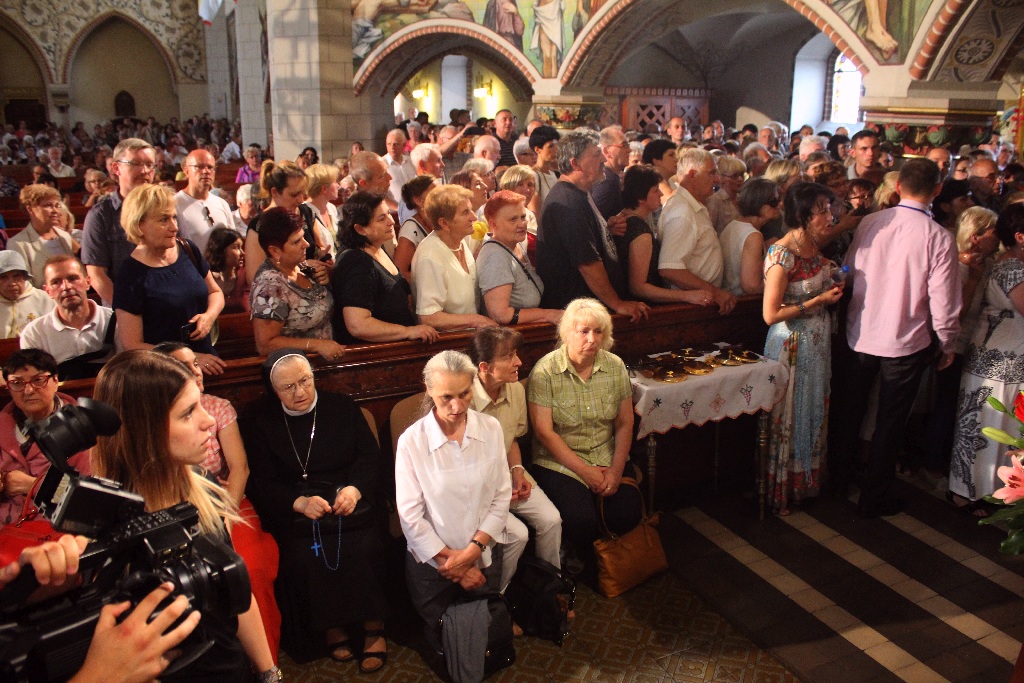 Ukazanie Relikwii wydarzenia eucharystycznego w Legnicy
