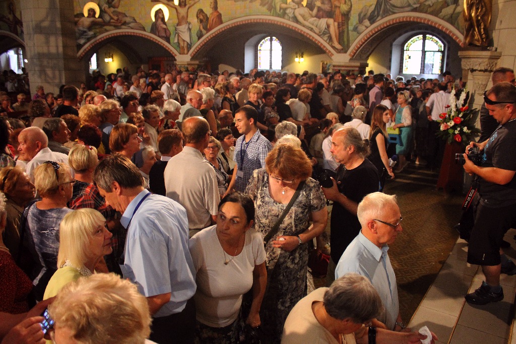 Ukazanie Relikwii wydarzenia eucharystycznego w Legnicy