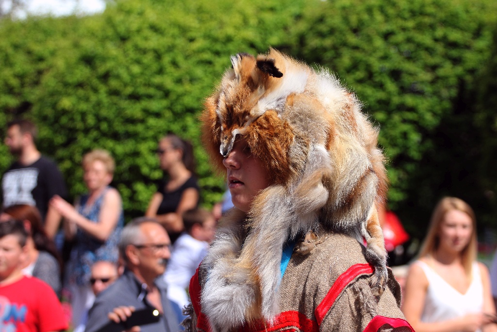 Barwny korowód folklorystyczny przeszedł przez Legnicę