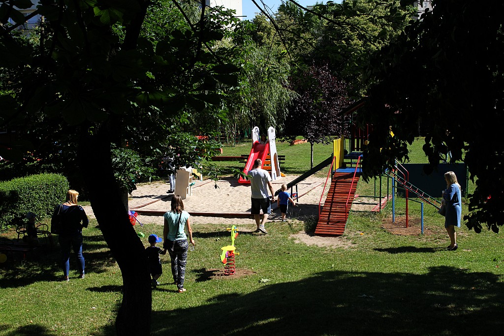 Zespół z Indii odwiedził dzieci z przedszkola Stokrotka