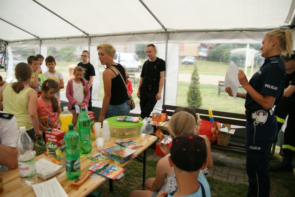 W Rosochatej odbył się festyn na rozpoczęcie wakacji