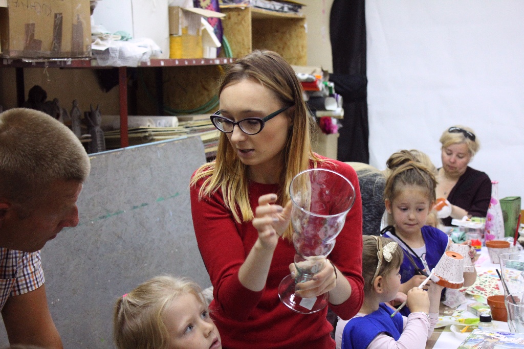 Wakacyjne warsztaty decoupage w Otwartej Pracowni Sztuki