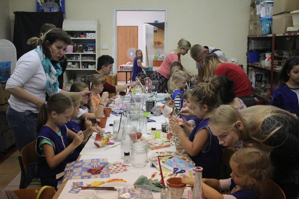 Wakacyjne warsztaty decoupage w Otwartej Pracowni Sztuki