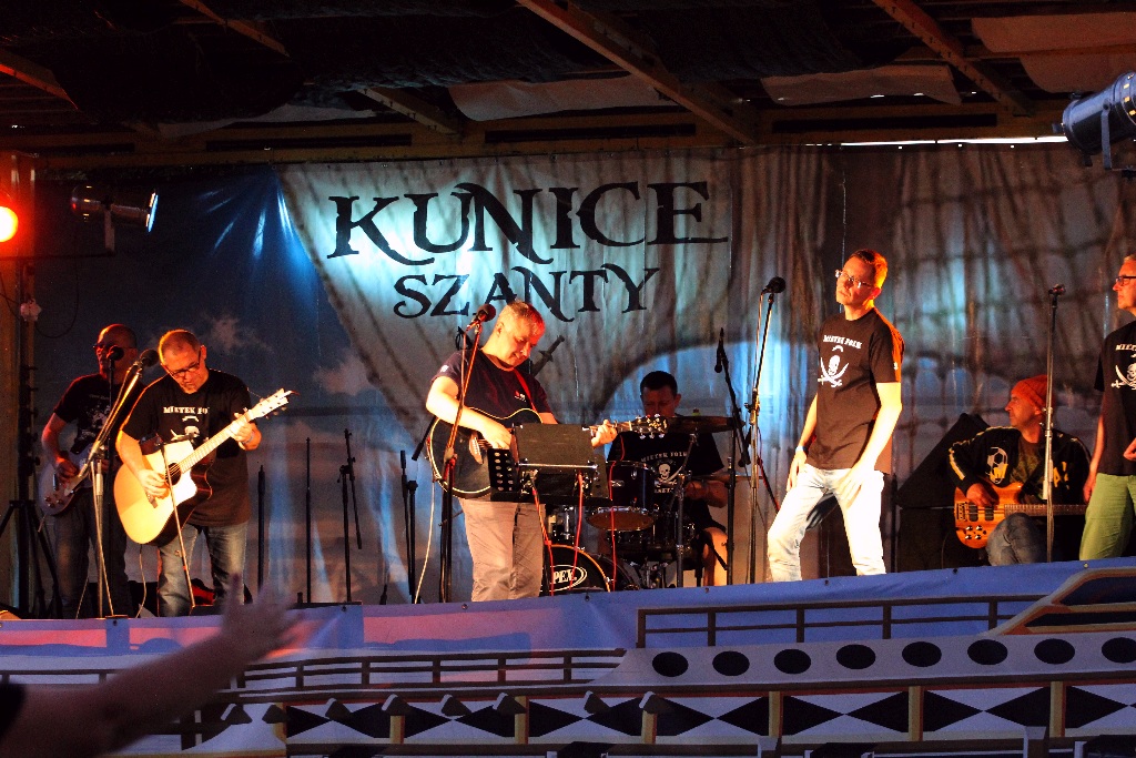 Mietek Folk zakończył pierwszy dzień festiwalu w Kunicach