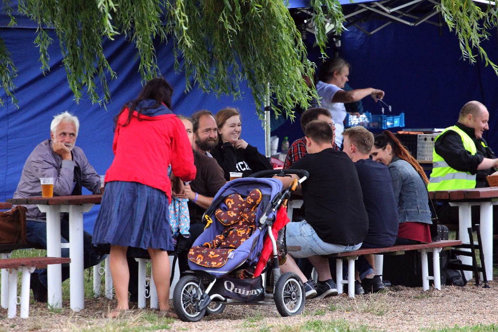 Ostatnie Takie Trio zaśpiewało szanty w Porcie Kunice