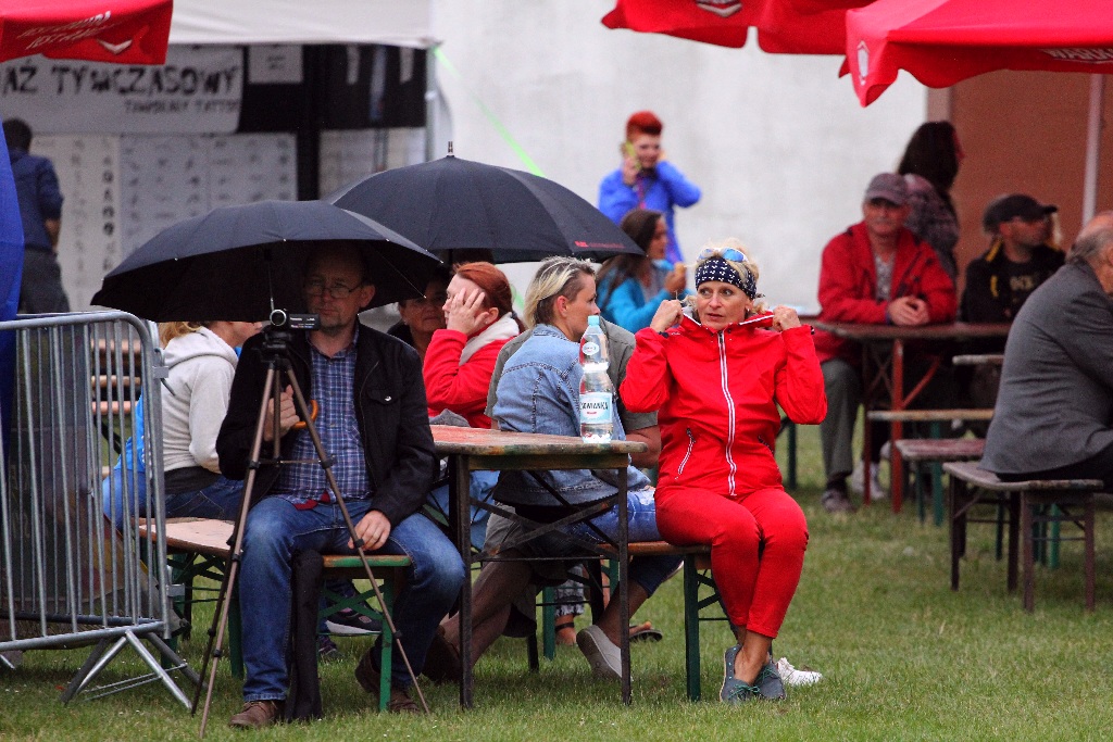 Ostatnie Takie Trio zaśpiewało szanty w Porcie Kunice