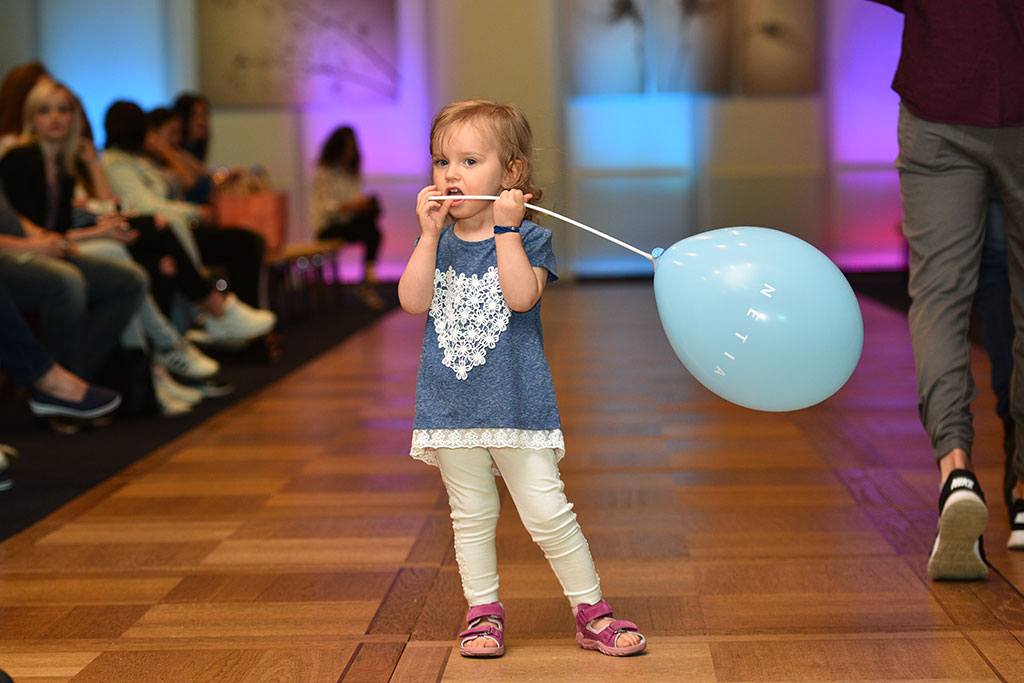 Gwiazdy seriali pokazały kreacje legnickich projektantów