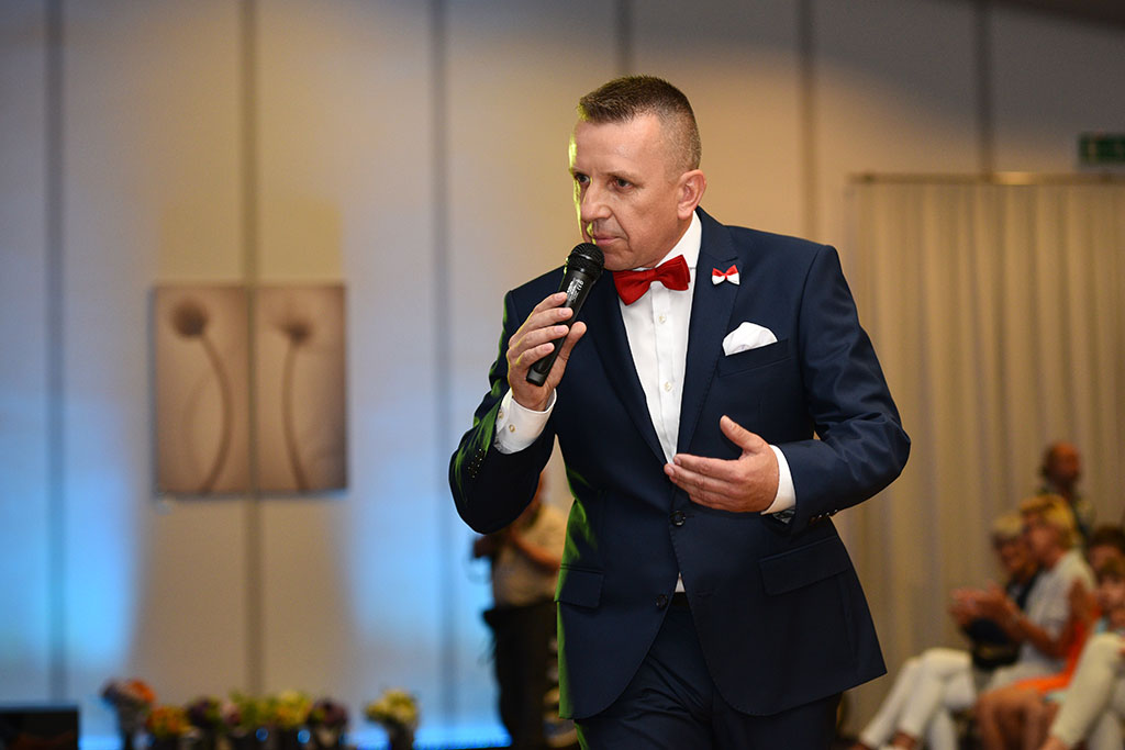 Gwiazdy seriali pokazały kreacje legnickich projektantów