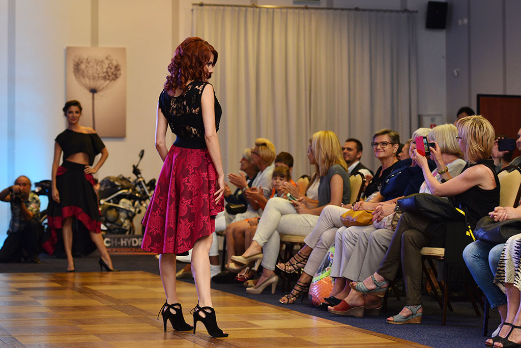 Gwiazdy seriali pokazały kreacje legnickich projektantów