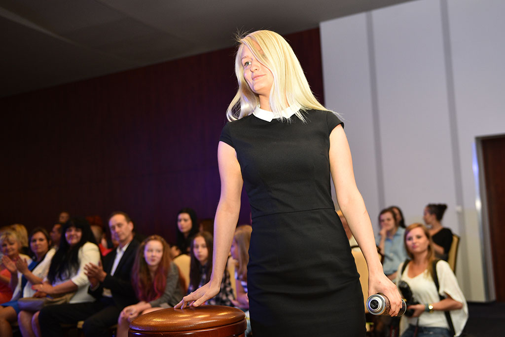 Gwiazdy seriali pokazały kreacje legnickich projektantów