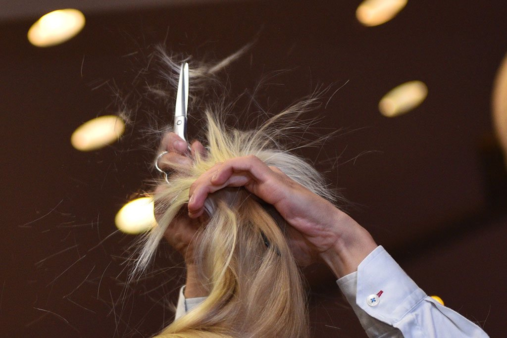 Gwiazdy seriali pokazały kreacje legnickich projektantów