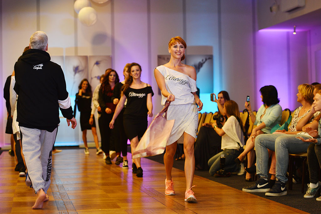 Gwiazdy seriali pokazały kreacje legnickich projektantów