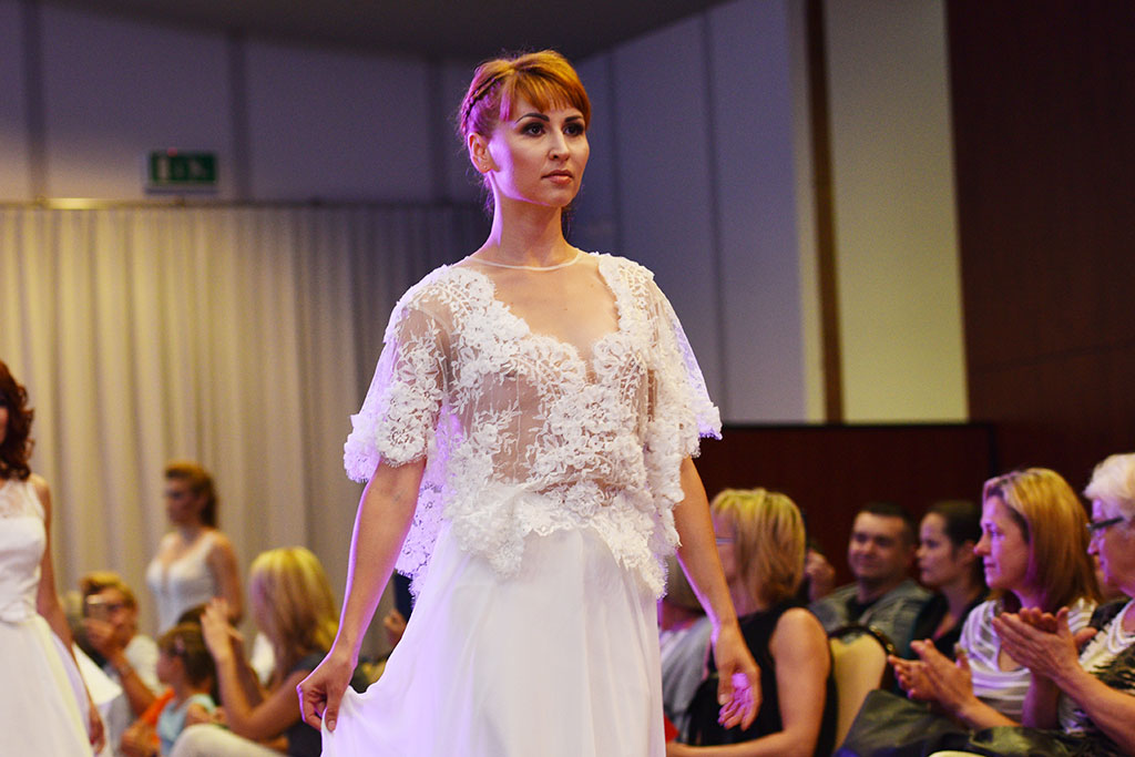 Gwiazdy seriali pokazały kreacje legnickich projektantów