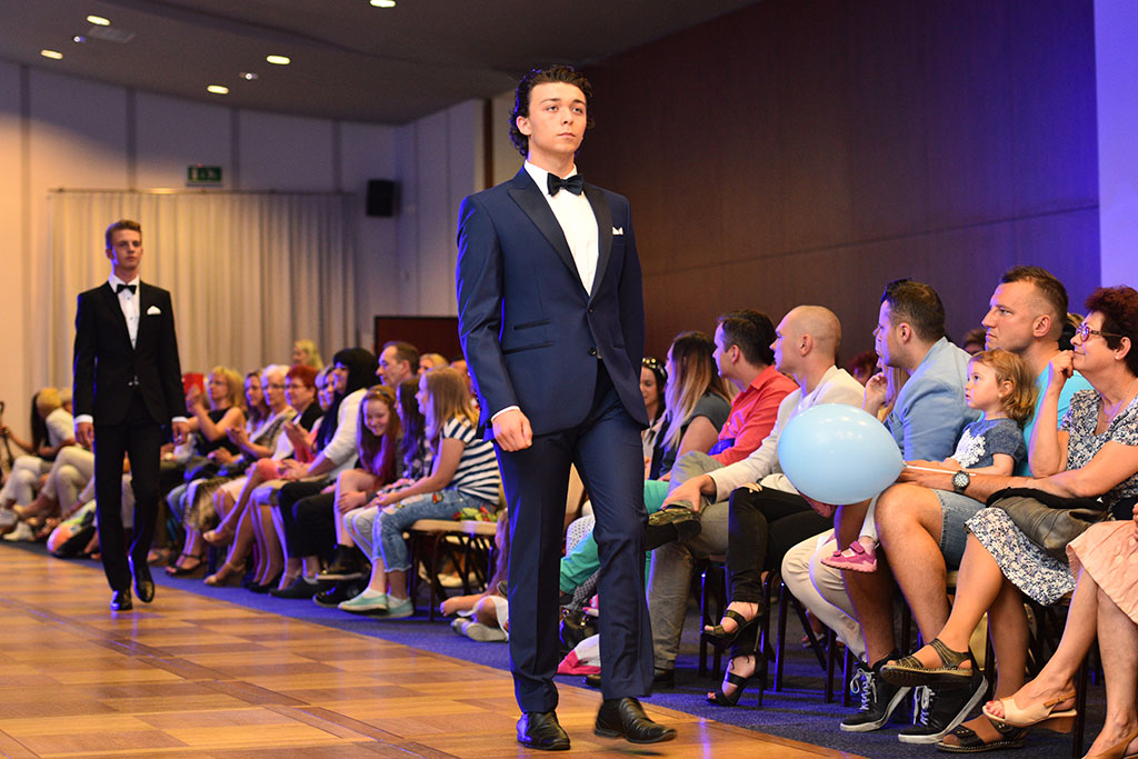 Gwiazdy seriali pokazały kreacje legnickich projektantów