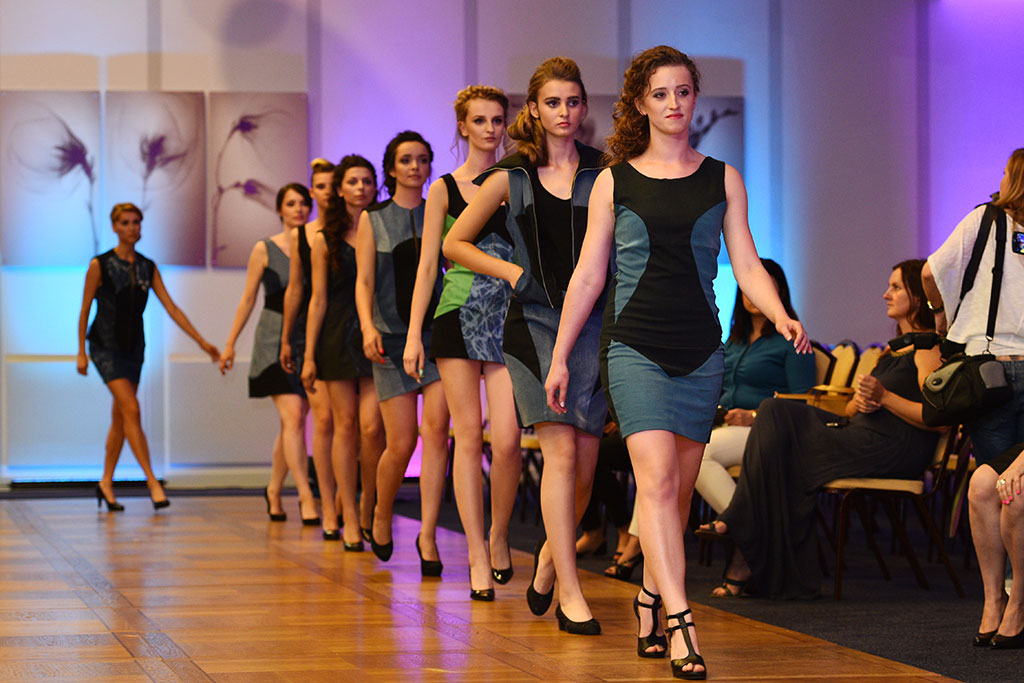 Gwiazdy seriali pokazały kreacje legnickich projektantów