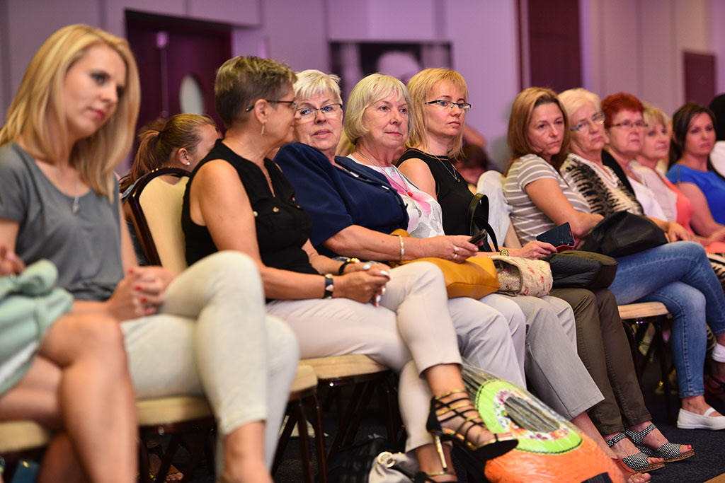 Gwiazdy seriali pokazały kreacje legnickich projektantów