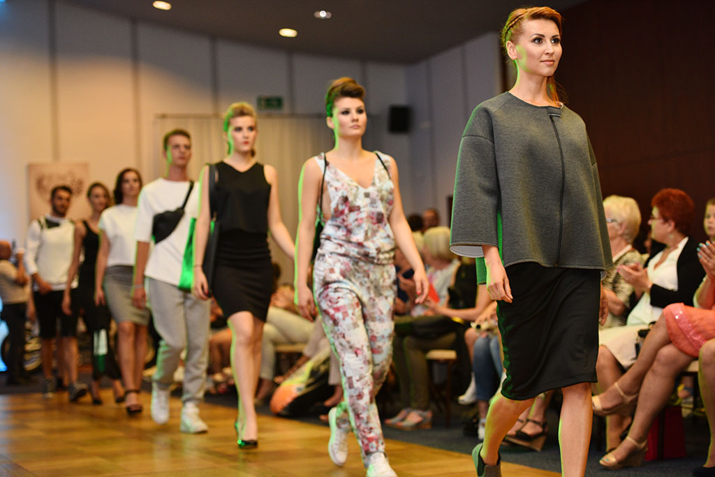 Gwiazdy seriali pokazały kreacje legnickich projektantów