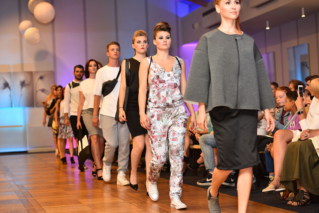 Gwiazdy seriali pokazały kreacje legnickich projektantów