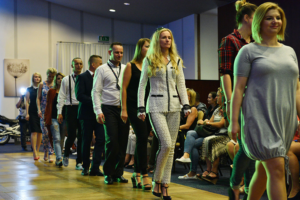 Gwiazdy seriali pokazały kreacje legnickich projektantów