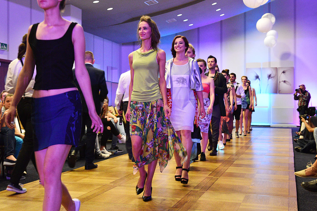 Gwiazdy seriali pokazały kreacje legnickich projektantów