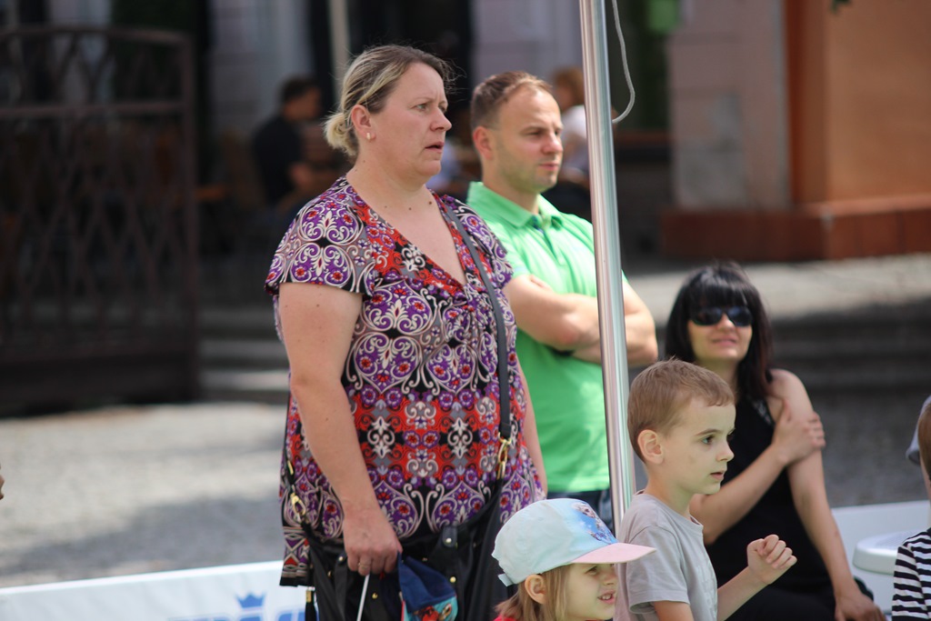 Dzieciaki do Rakiet, czyli tenis ziemny w legnickim Rynku