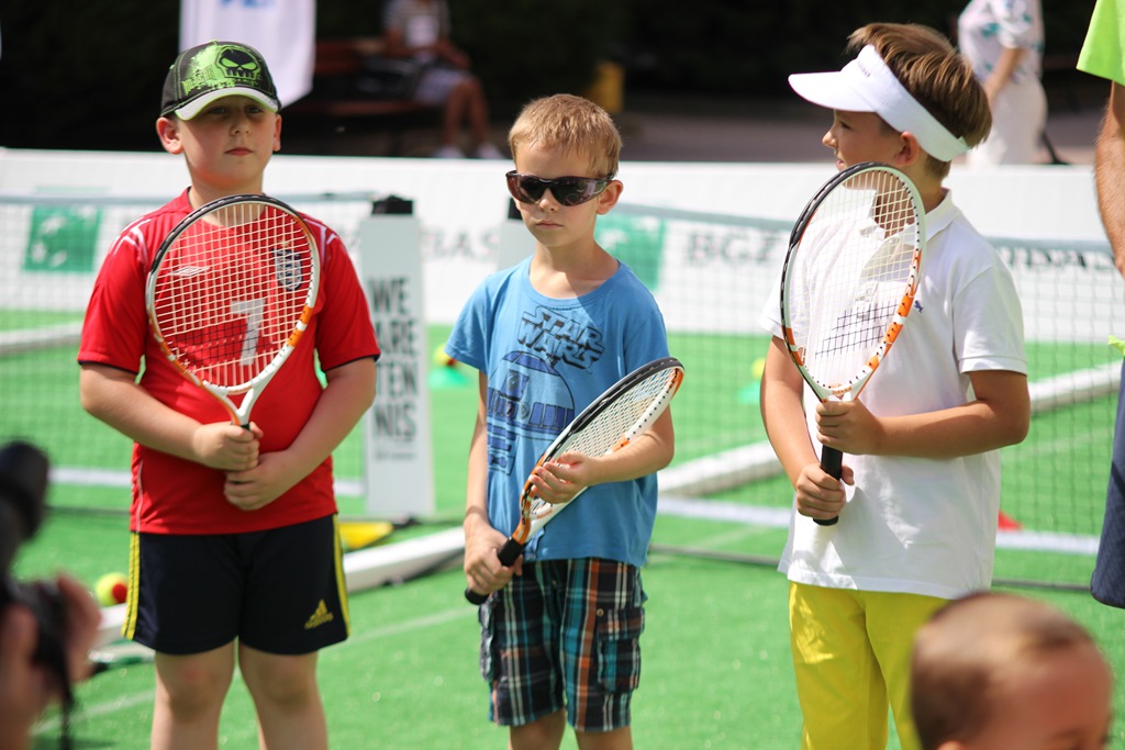 Dzieciaki do Rakiet, czyli tenis ziemny w legnickim Rynku
